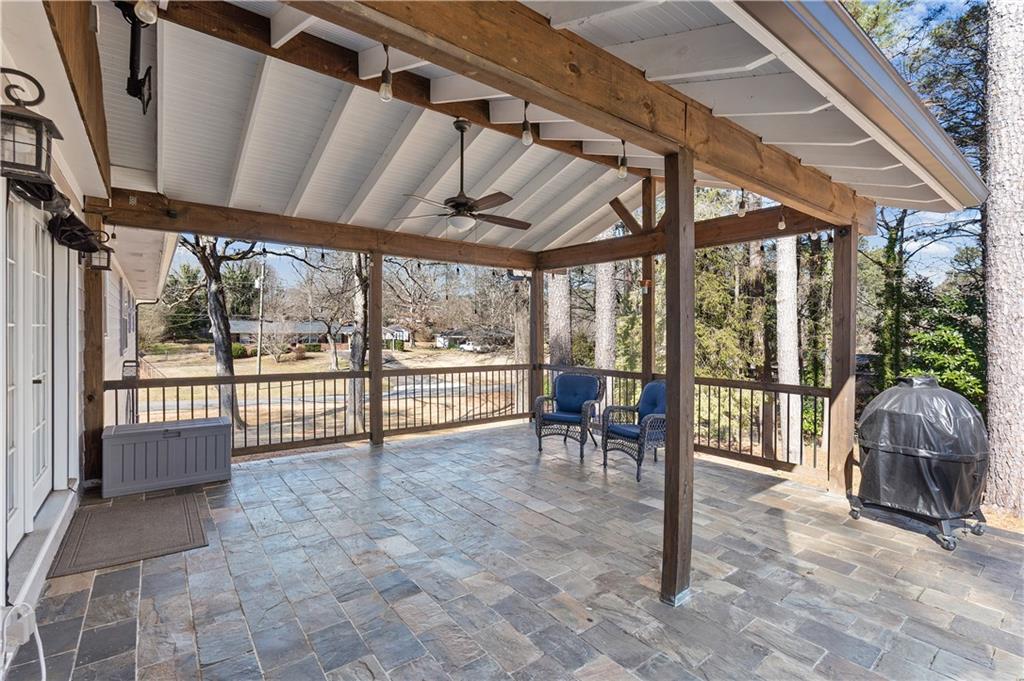 3694 Pinehill Circle