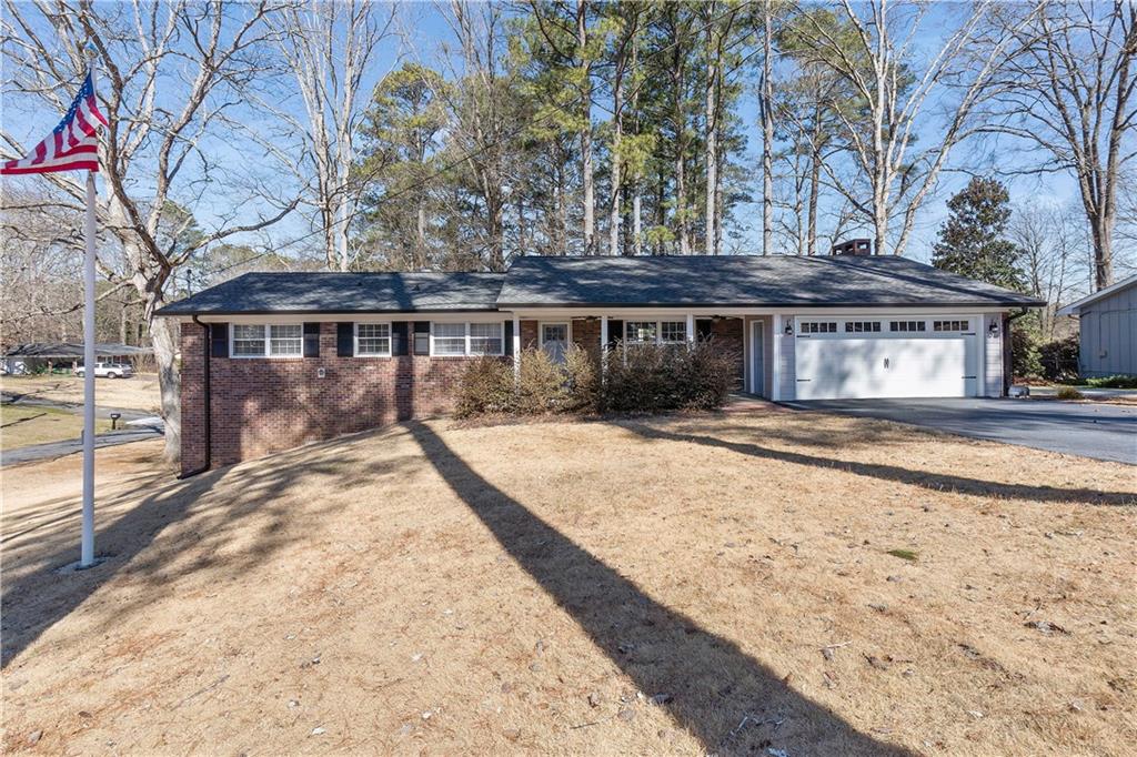 3694 Pinehill Circle