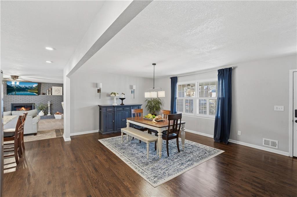 3694 Pinehill Circle