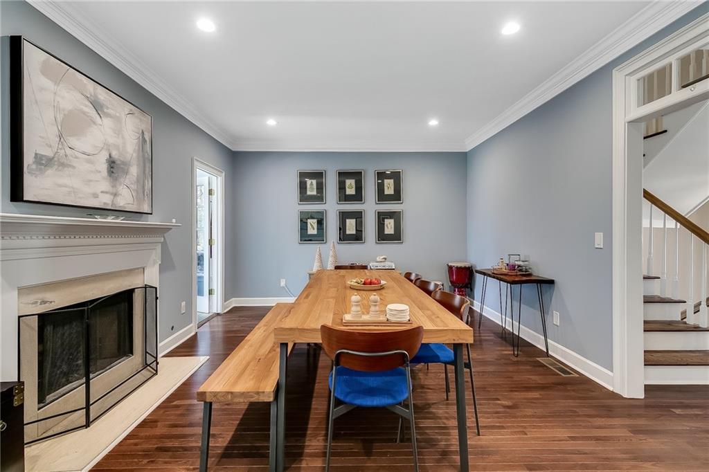 7155 Roswell Road Unit 16