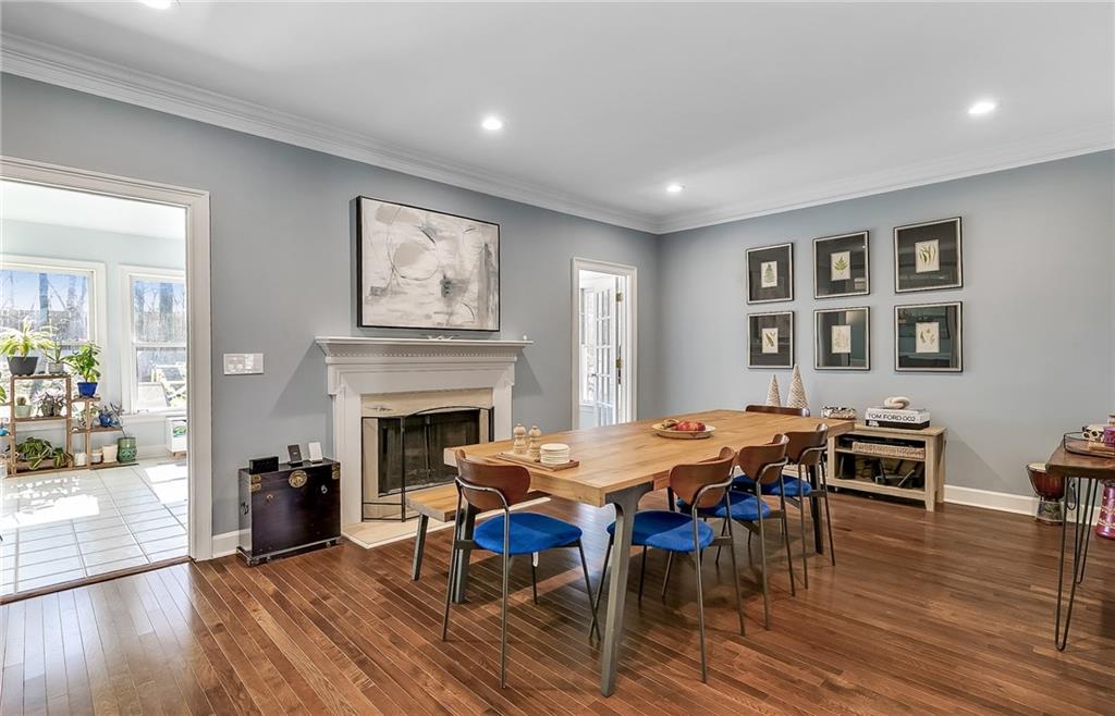 7155 Roswell Road Unit 16