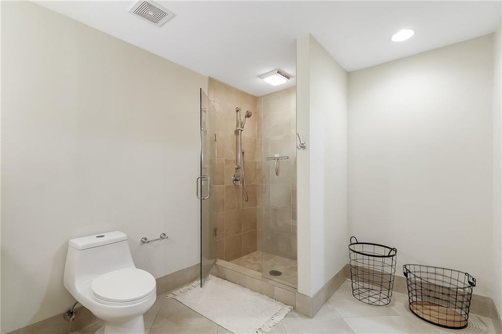 7155 Roswell Road Unit 16