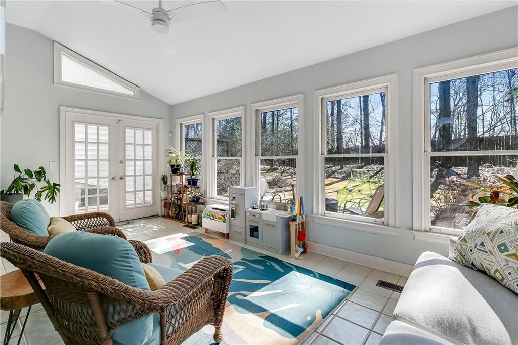 7155 Roswell Road Unit 16