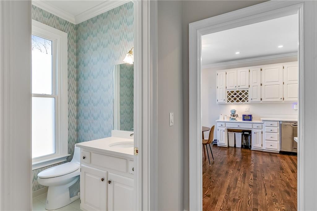 7155 Roswell Road Unit 16