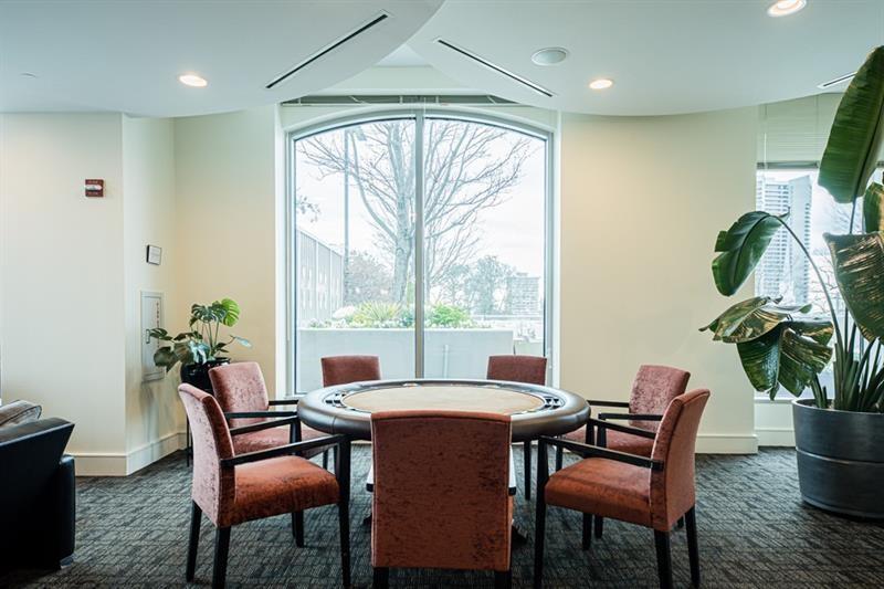2795 Peachtree Road NE Unit 1909