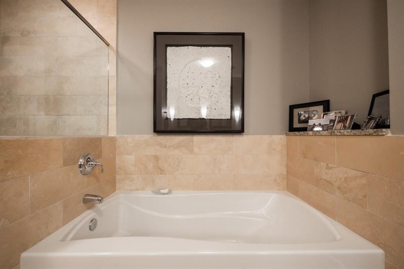 2795 Peachtree Road NE Unit 1909