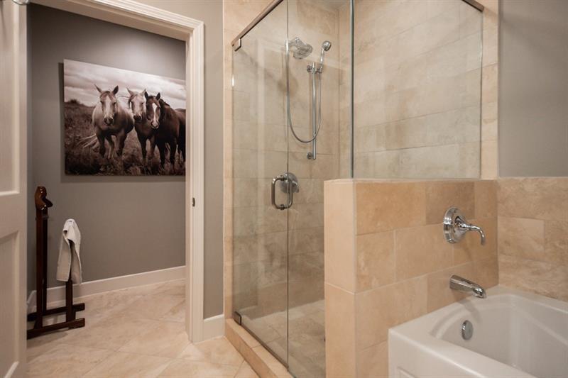 2795 Peachtree Road NE Unit 1909