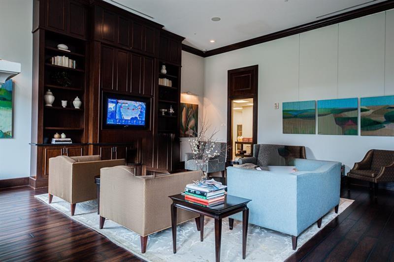 2795 Peachtree Road NE Unit 1909