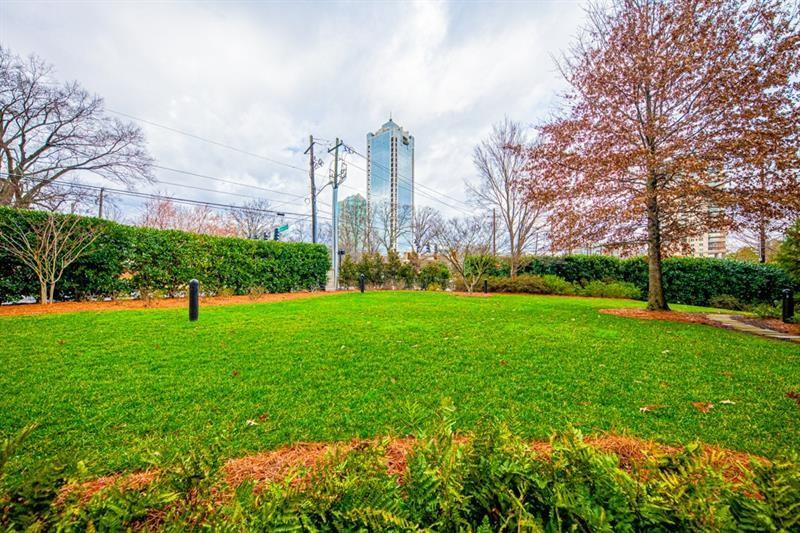 2795 Peachtree Road NE Unit 1909