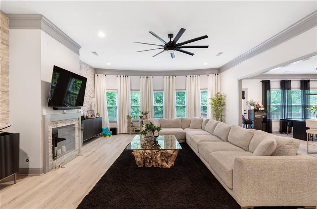 4305 Hopewell Manor Drive
