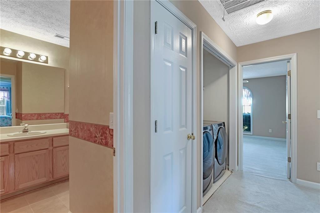 19 Meadow Crest Court
