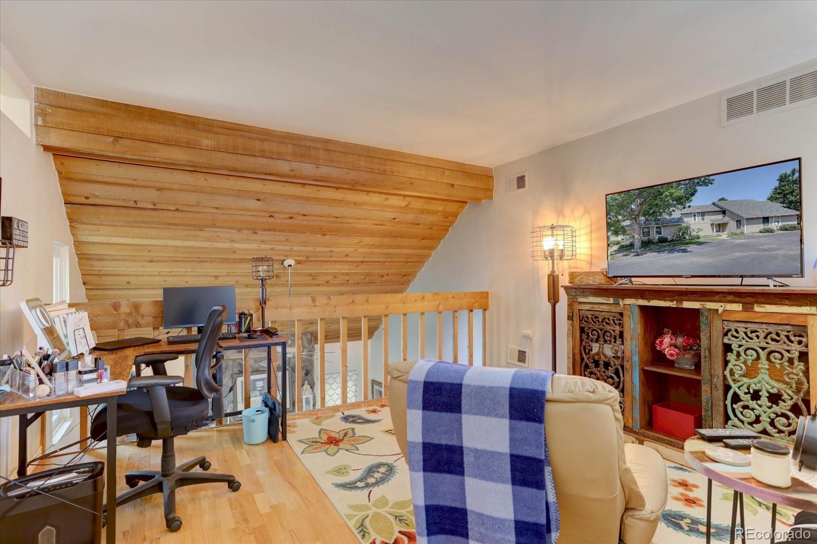 2671 S Xanadu Way Unit: B