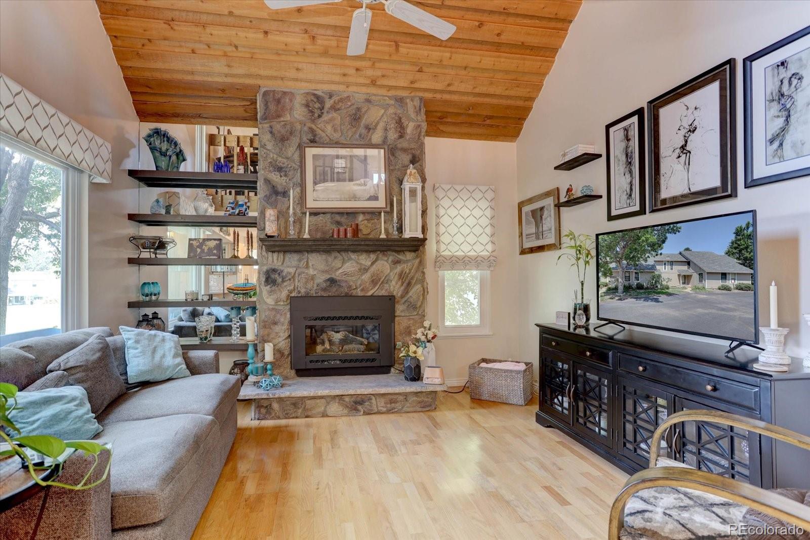 2671 S Xanadu Way Unit: B