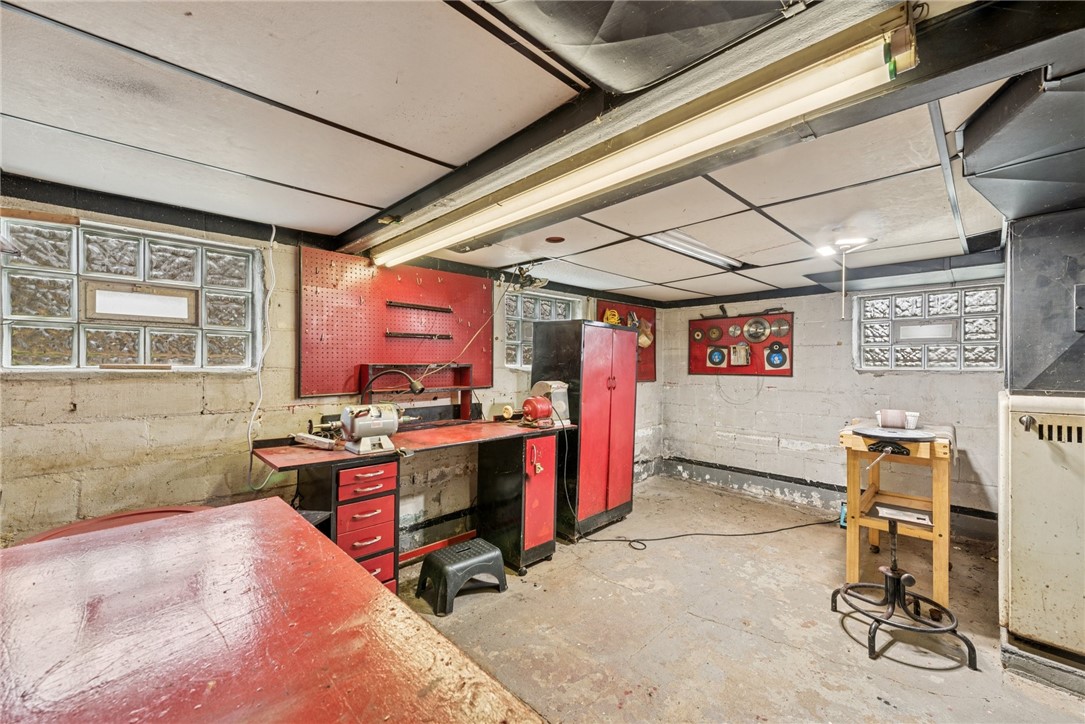 516 Delaware Ave