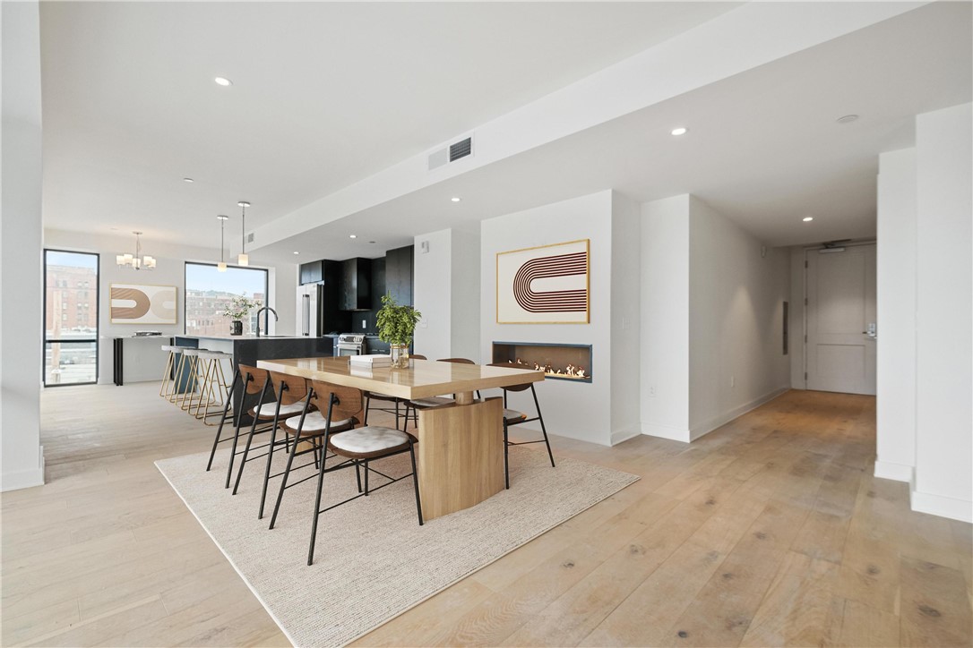 2330 Penn Ave 303