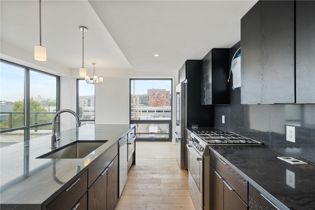 2330 Penn Ave 303
