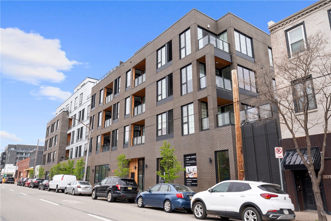 2635 Penn Ave 415