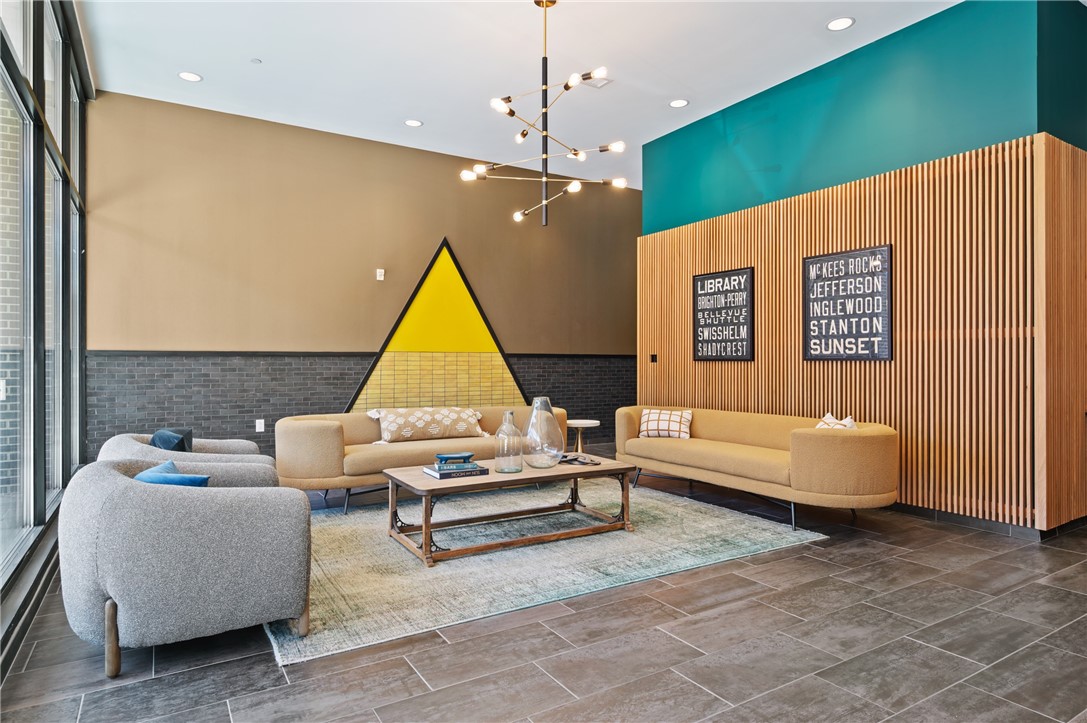 2635 Penn Ave 415