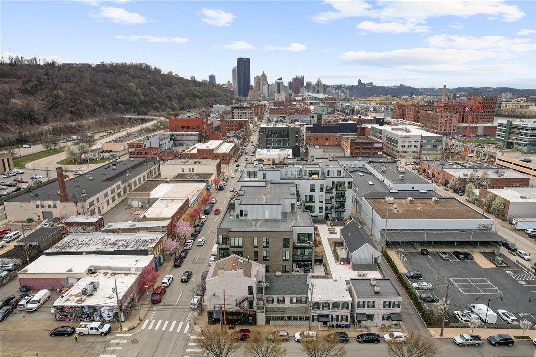 2635 Penn Ave 415