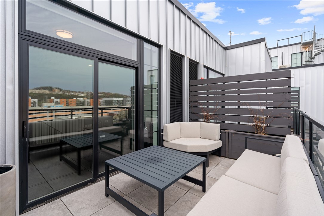 2635 Penn Ave 415