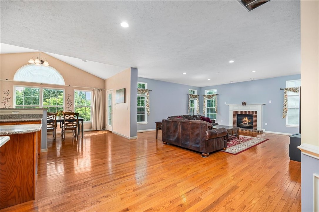 1654 Settlers Dr
