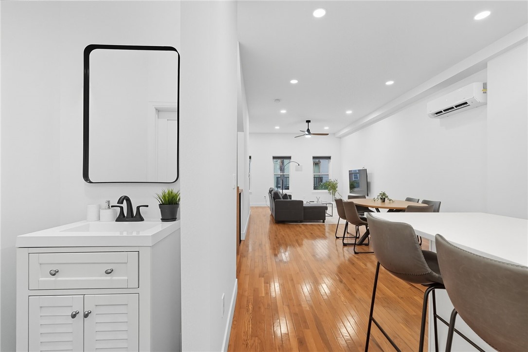 1236 Butterfield Way