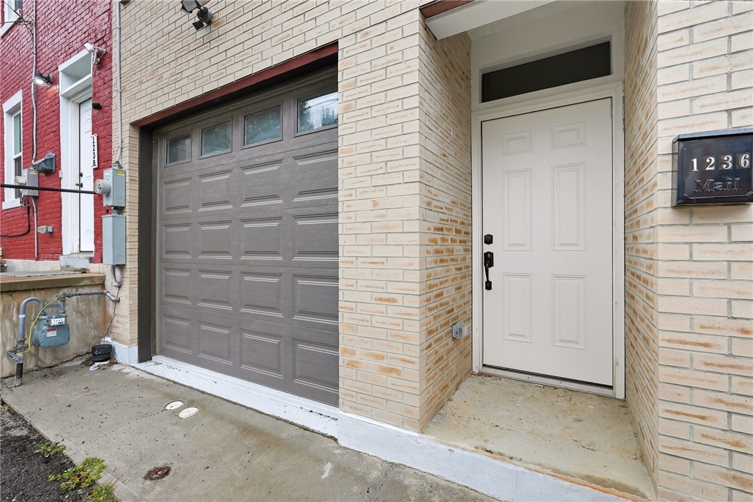 1236 Butterfield Way