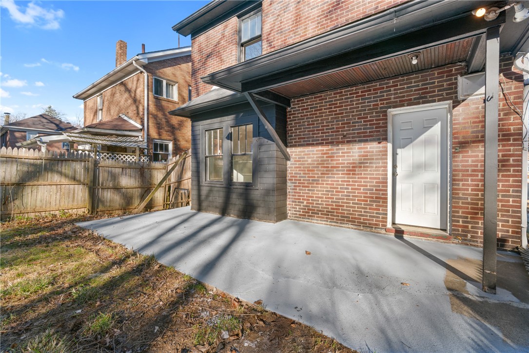 2022 Boggs Ave