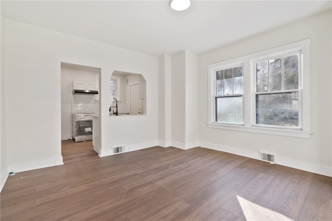 2022 Boggs Ave