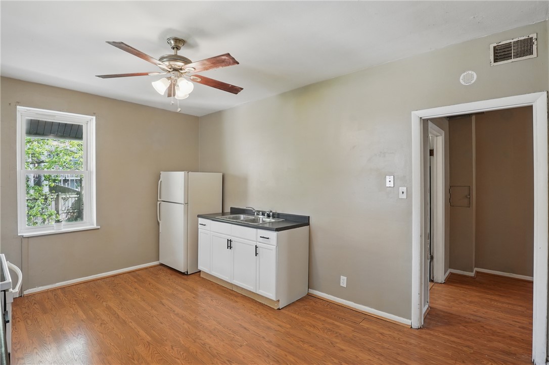 260-262 Freeport Rd