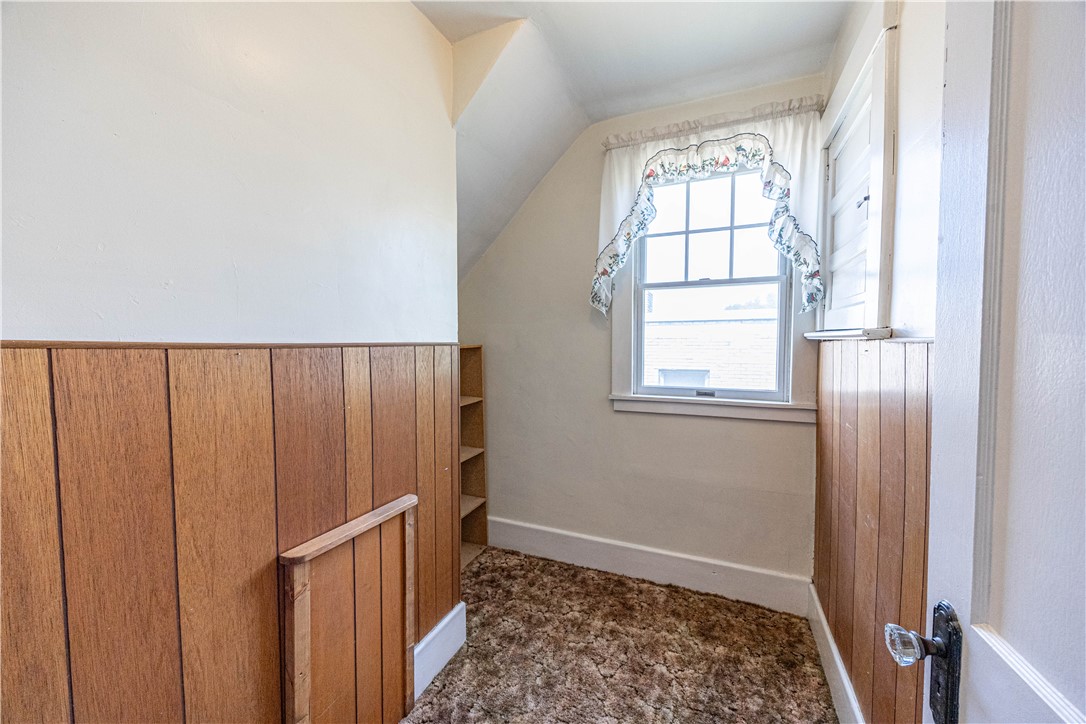 359 Pershing Dr