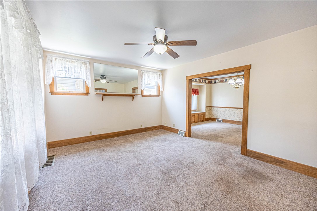 359 Pershing Dr