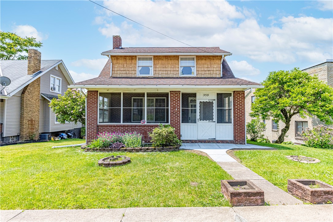 359 Pershing Dr