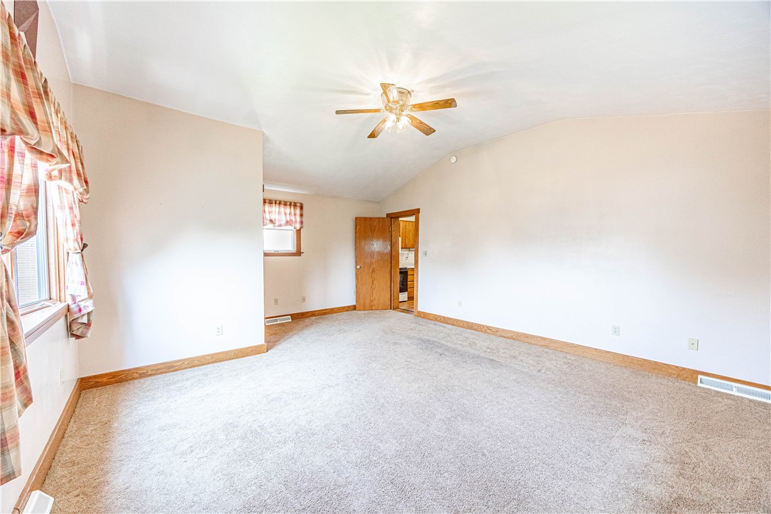 359 Pershing Dr