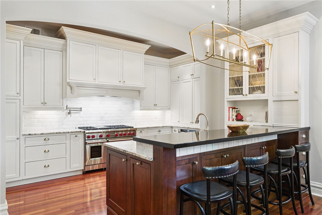 5135 Ellsworth Avenue