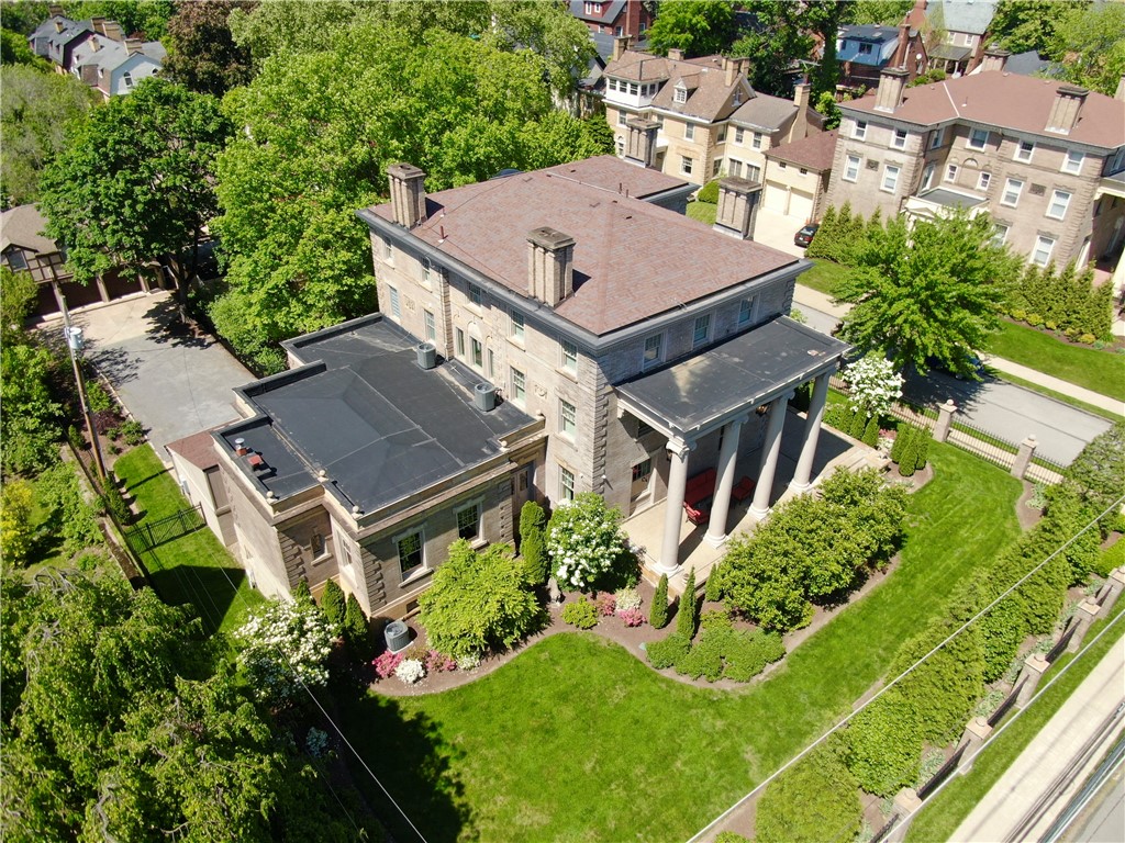 5135 Ellsworth Avenue