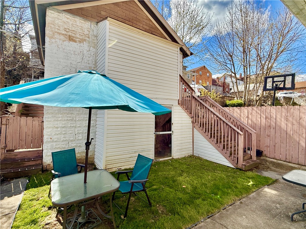 1235 Arkansas Ave
