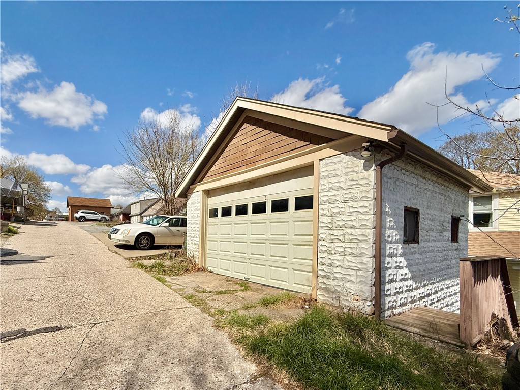 1235 Arkansas Ave