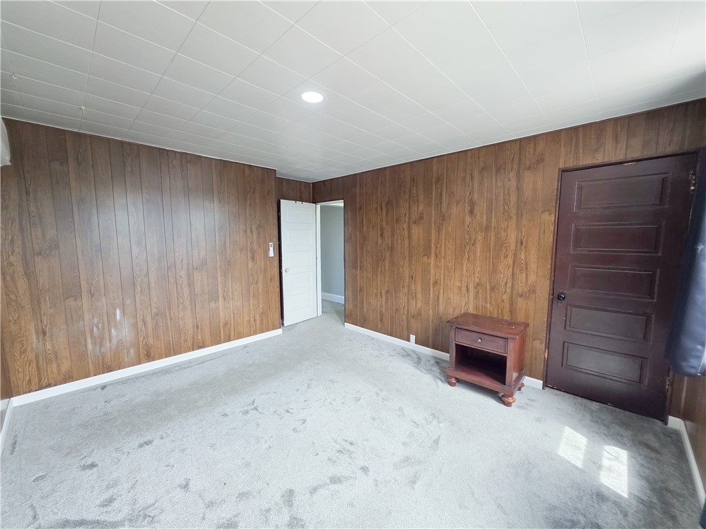 905 Ellsworth Ave