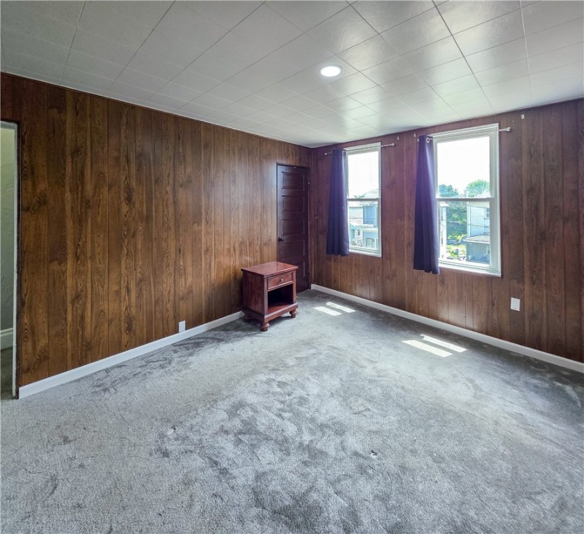 905 Ellsworth Ave