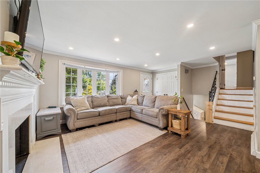 425 Sandy Dr