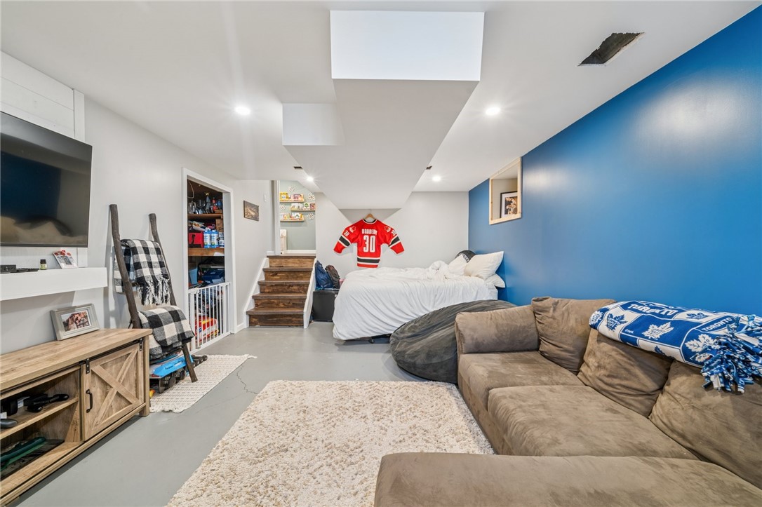 425 Sandy Dr