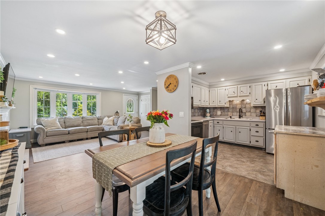 425 Sandy Dr