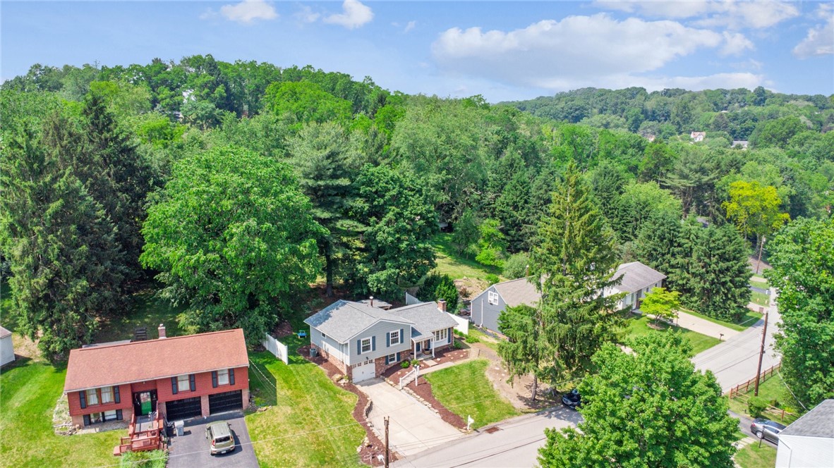 425 Sandy Dr
