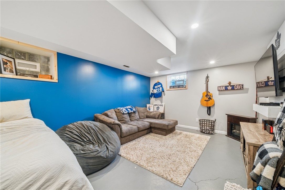 425 Sandy Dr