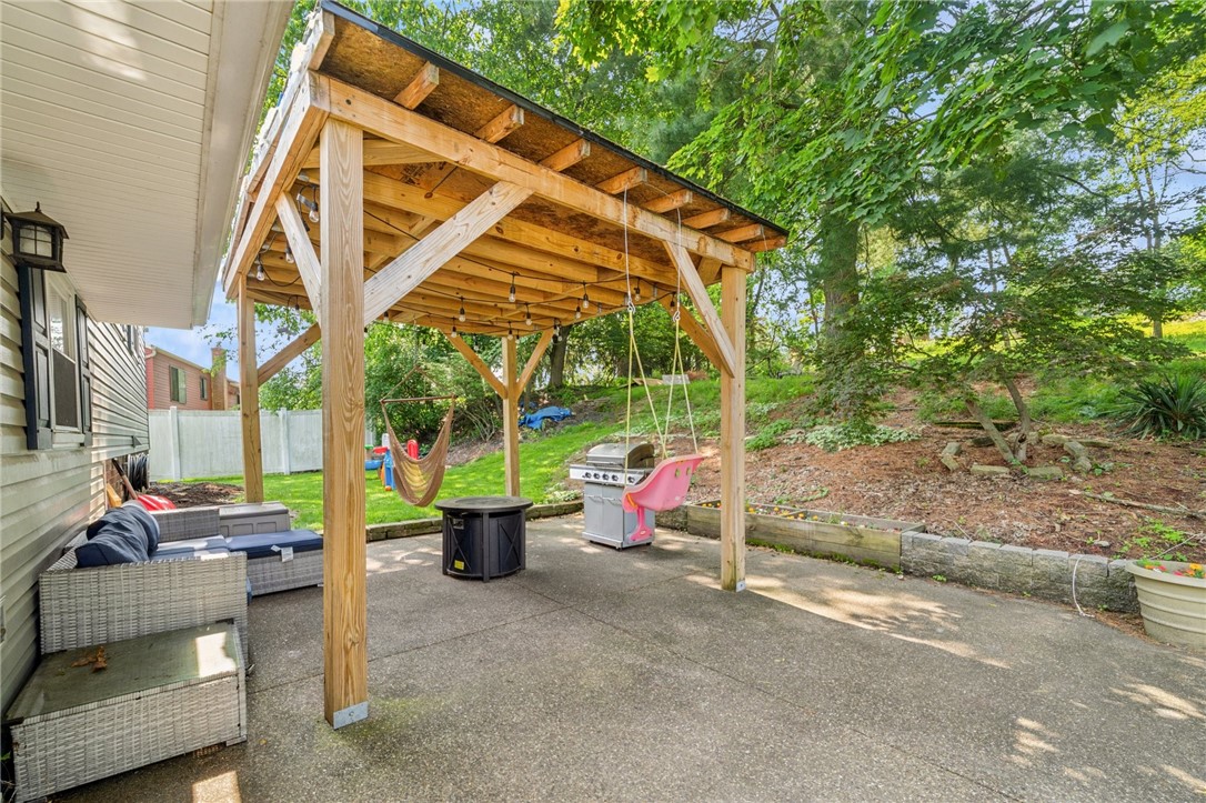 425 Sandy Dr