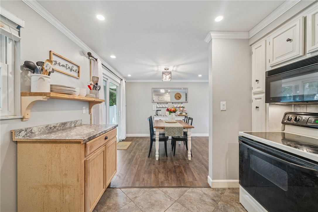 425 Sandy Dr