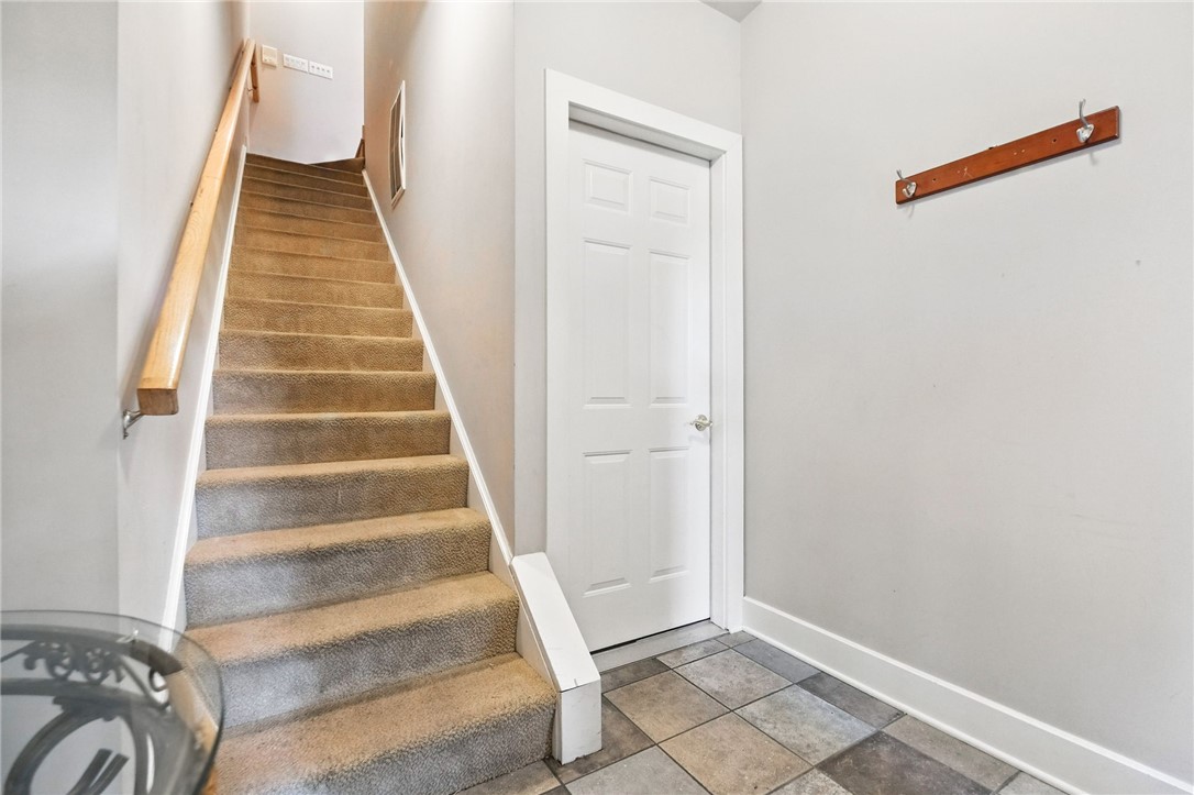 140 N Woodland Rd