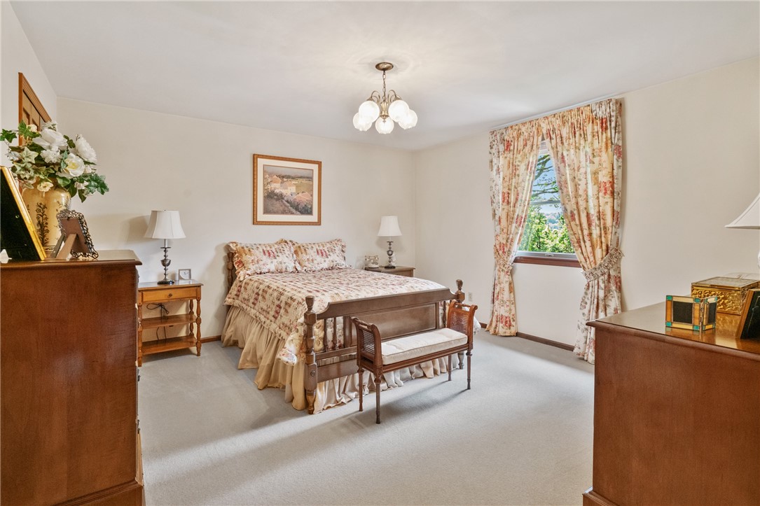 125 Carrie Ann Dr