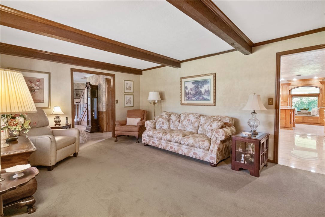 125 Carrie Ann Dr